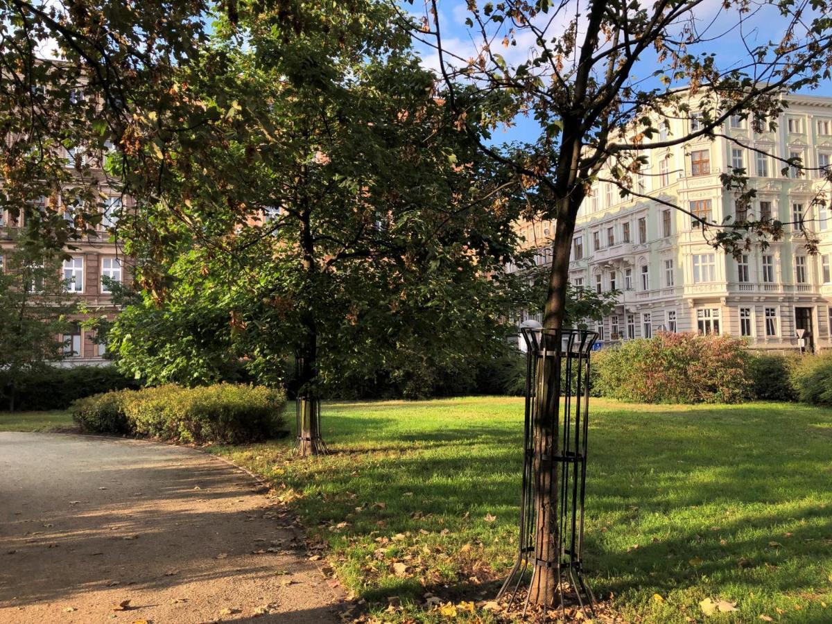 Przestronny Apartament Contento- Wroclaw Centrumアパートメント エクステリア 写真